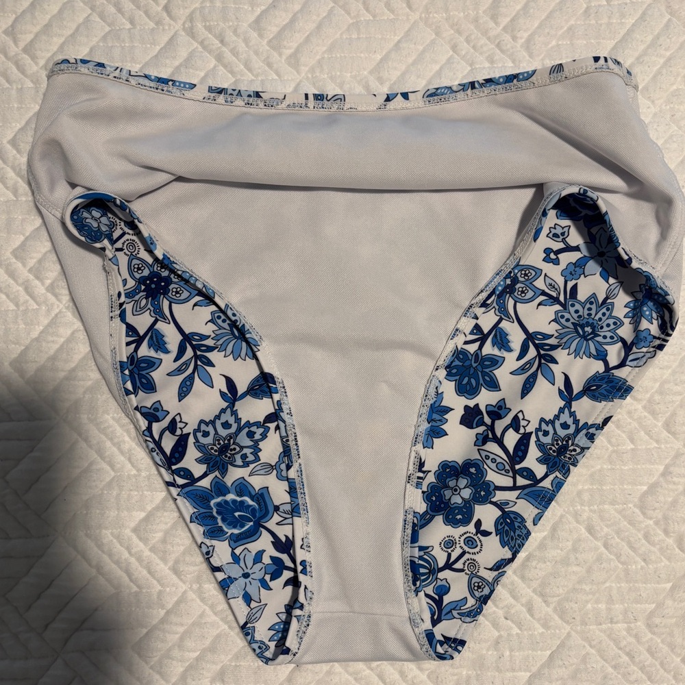 Floral Blue High-Neck Bikini Set - Picture 8 of 8